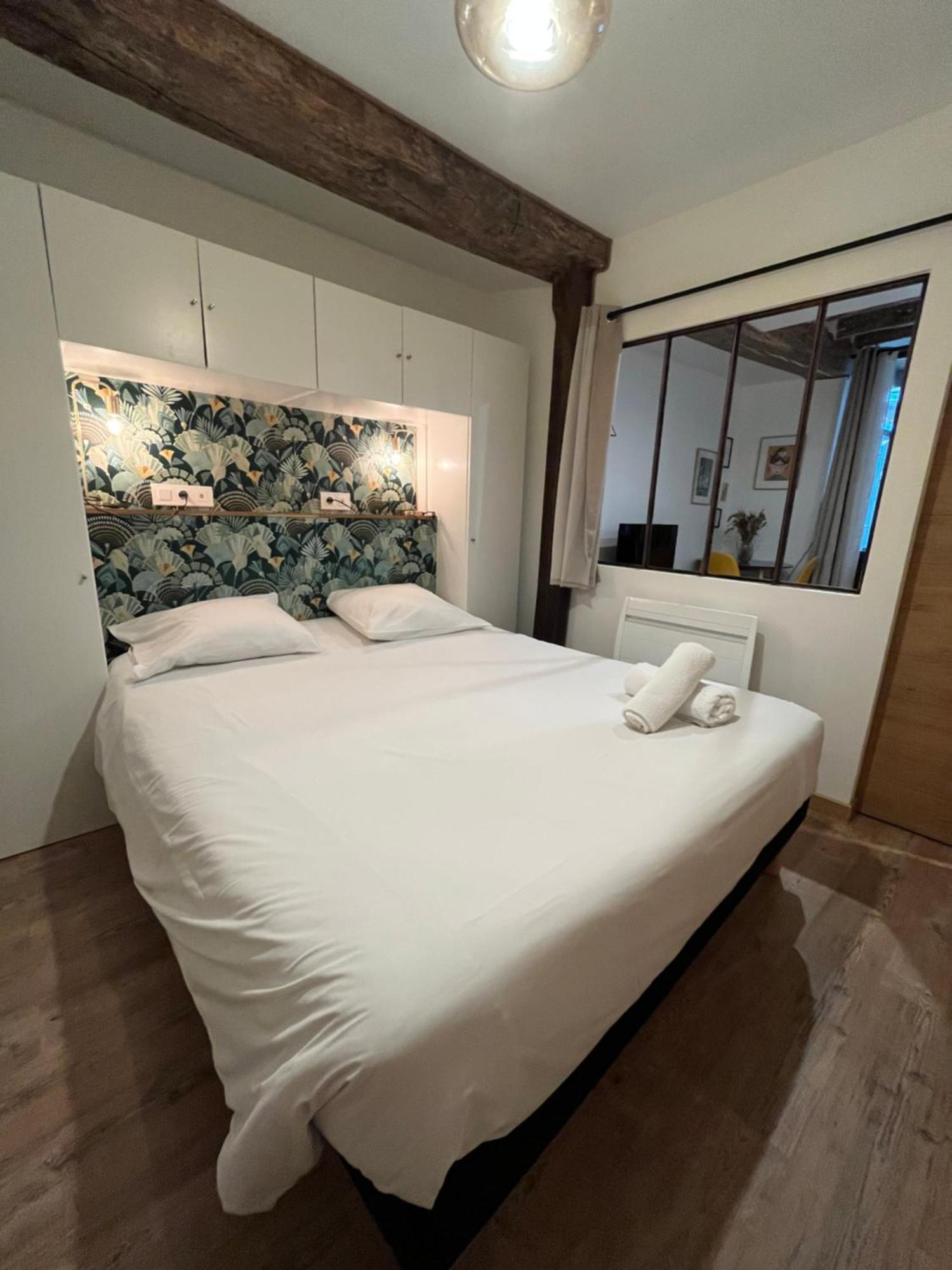 La Cour Chartraine - Cosy Appartement Avec Cour Exterieur A 블루아 외부 사진