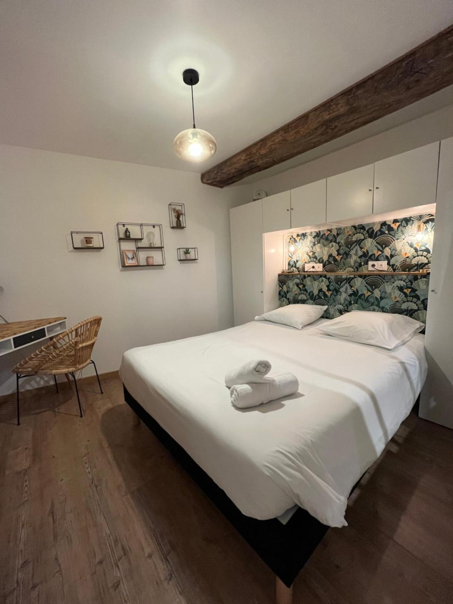 La Cour Chartraine - Cosy Appartement Avec Cour Exterieur A 블루아 외부 사진